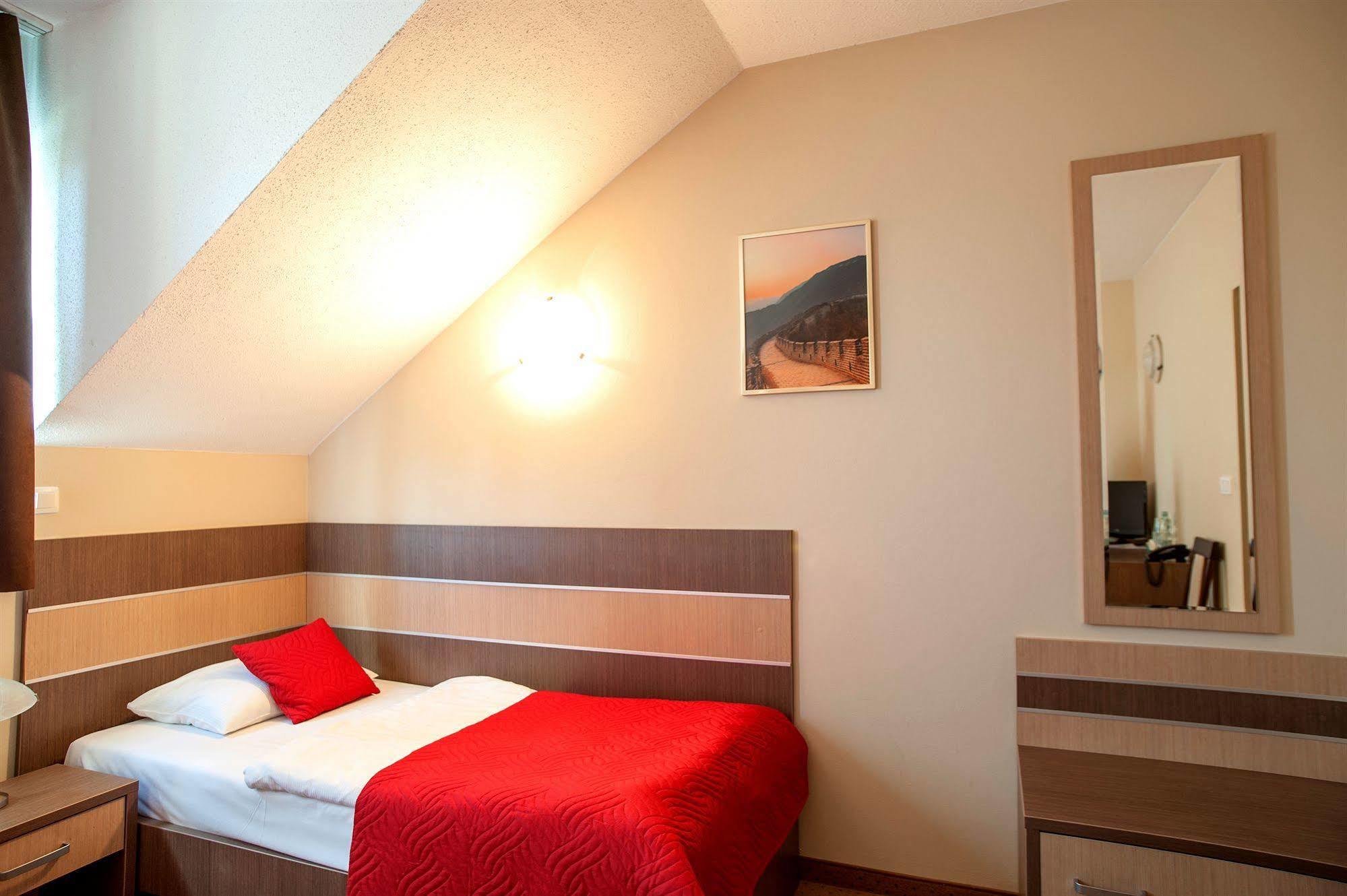 Hotel Sleep Wrocław Exterior foto